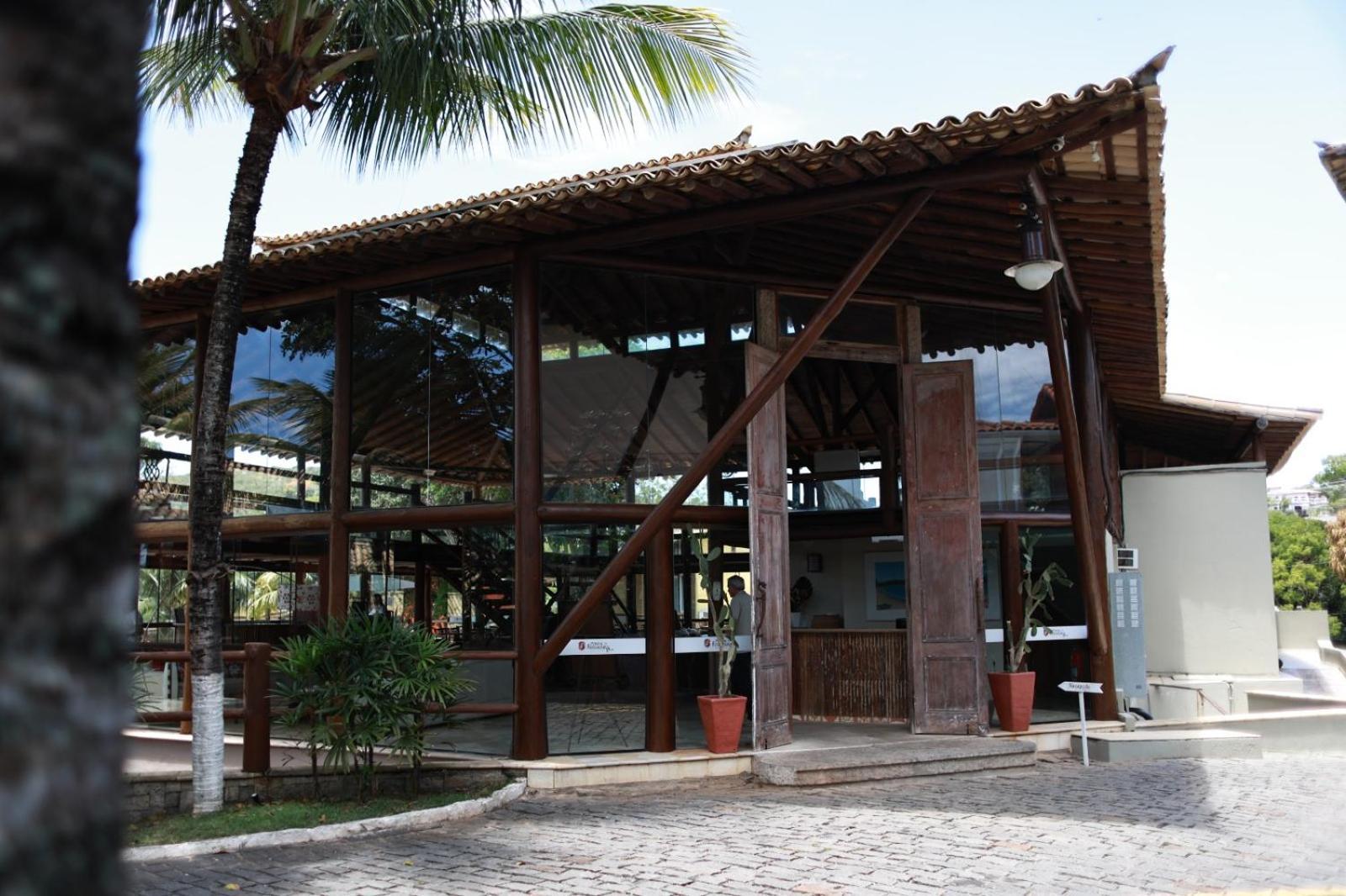 Pontal Da Ferradura Hotel